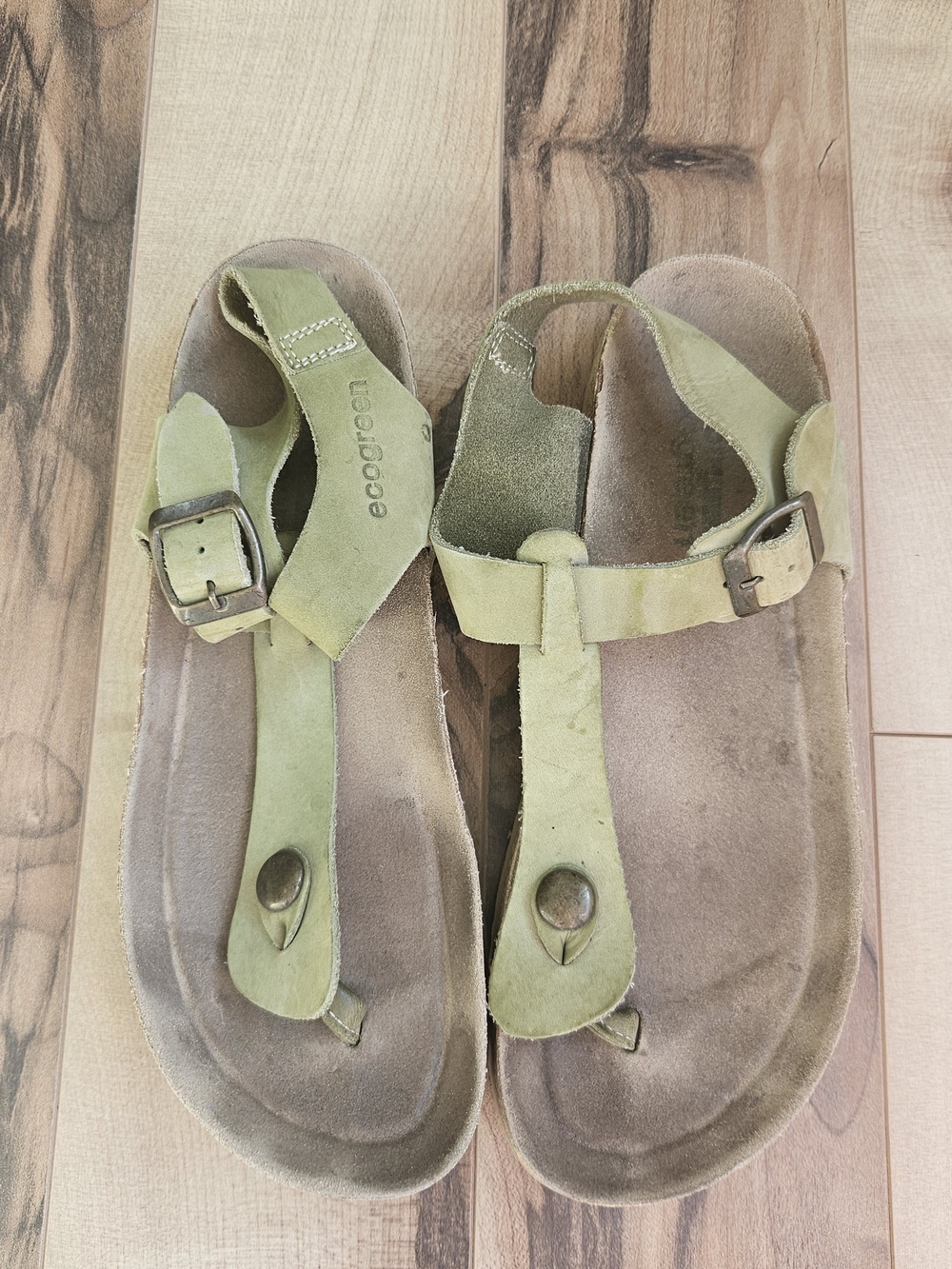 Ecogreen Olive Green Suede Women's Toe-Post Sandals